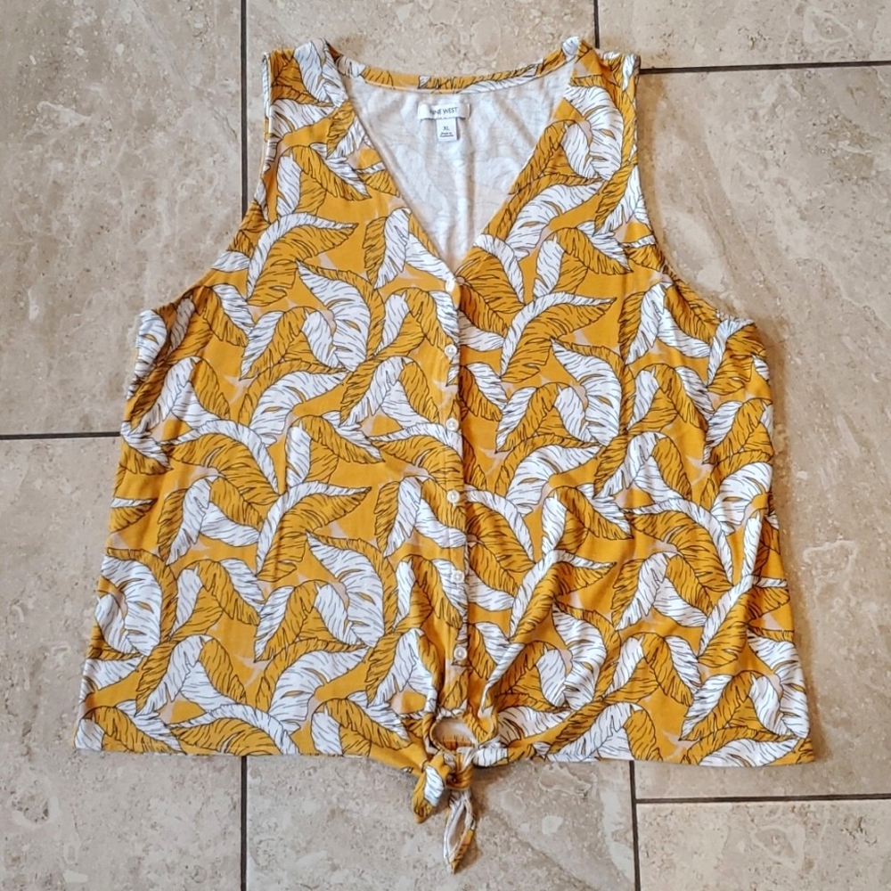 3/$12 Nine West tank top tie front button down v-neck